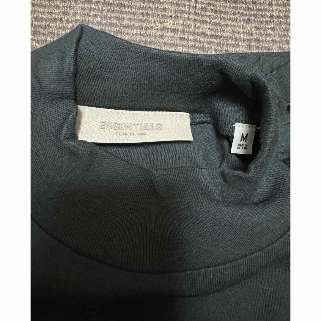 エッセンシャルズ ブラック ストレッチ リモ ロング スリーブ Tシャツ