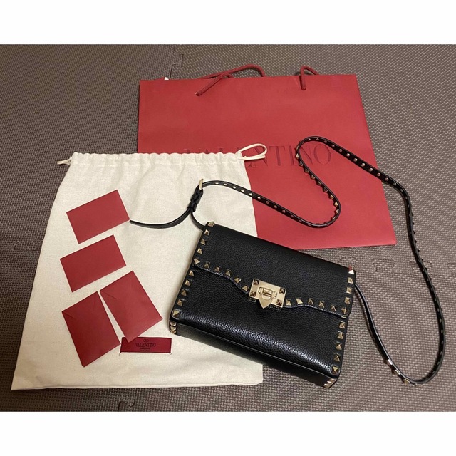 最安値お得 VALENTINO - Valentino ロックスタッズ グレインスモール