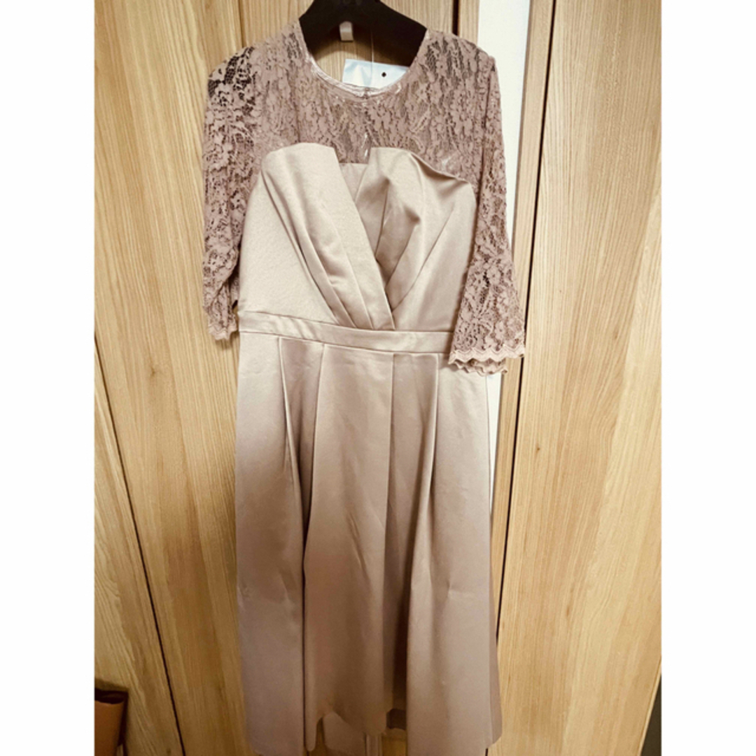 結婚式 ワンピース くすみピンク Ｌサイズ レディースのフォーマル/ドレス(ミディアムドレス)の商品写真