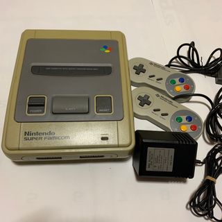 ニンテンドウ(任天堂)のスーパーファミコン本体(家庭用ゲーム機本体)