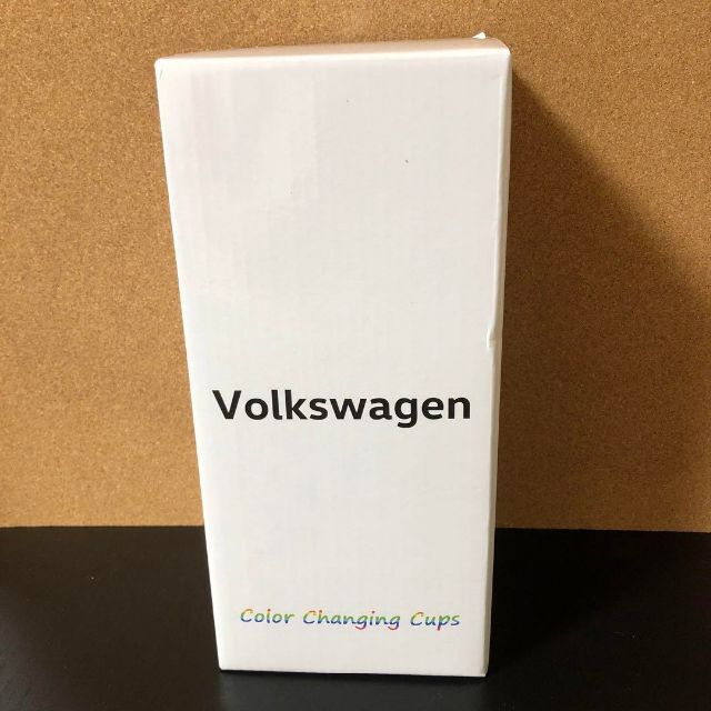 Volkswagen(フォルクスワーゲン)の新品 温度で色が変わる カップ フォルクスワーゲン ワーゲン 非売品 ストロー 自動車/バイクの自動車(その他)の商品写真