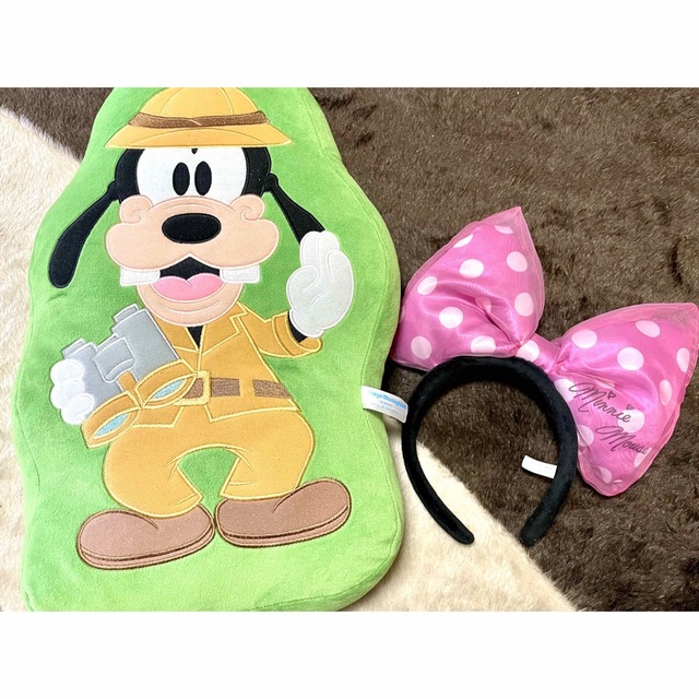 Disney(ディズニー)のディズニークッション×カチューシャ エンタメ/ホビーのおもちゃ/ぬいぐるみ(キャラクターグッズ)の商品写真