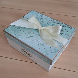 サボン(SABON)のSABON　ギフトボックス　箱(ショップ袋)