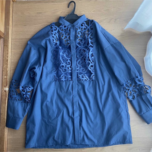 AMERI  EMBROIDERY LACE BLOUSE