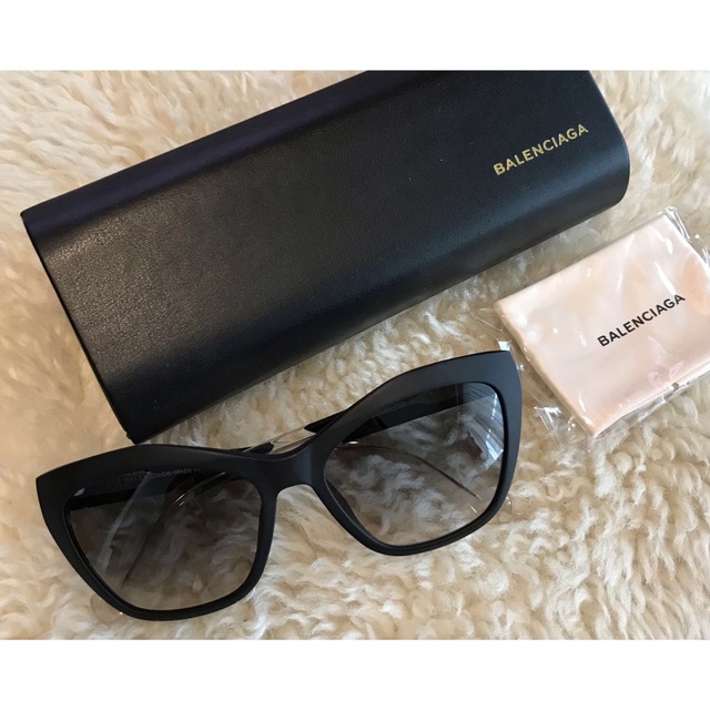 Balenciaga - 【新品未使用】BALENCIAGA バレンシアガ サングラスの