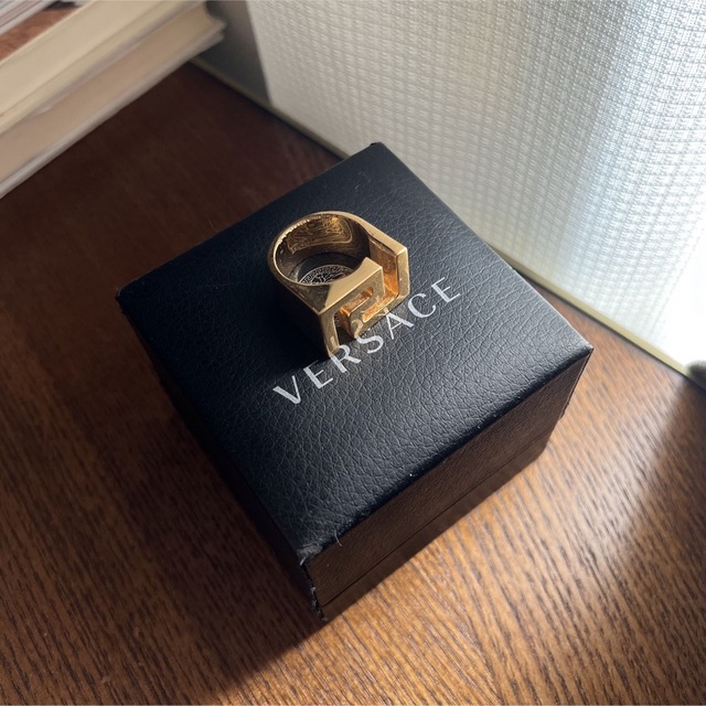 Versaceヴェルサーチ 指輪　リング　ゴールド　金