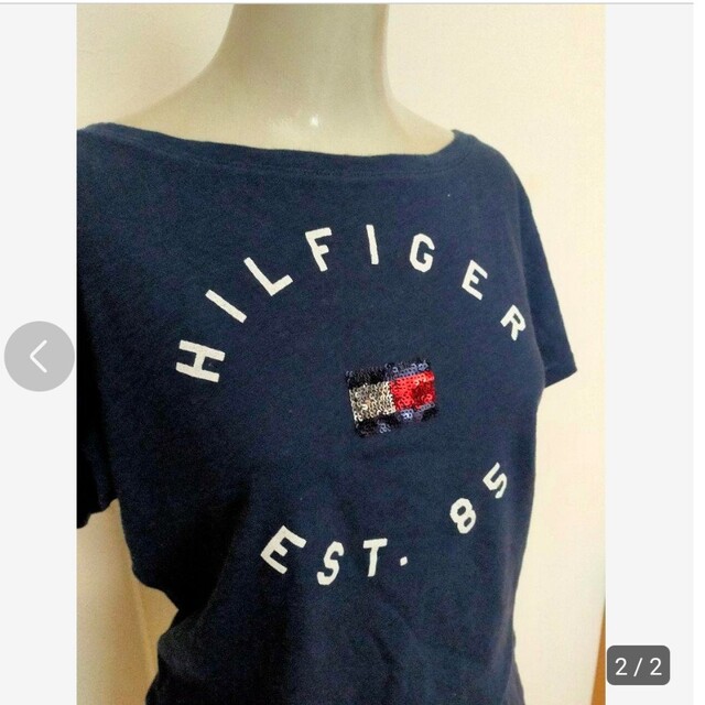 TOMMY HILFIGER(トミーヒルフィガー)の【新品　未使用】トミーヒルフィガー　tシャツ レディースのトップス(Tシャツ(半袖/袖なし))の商品写真