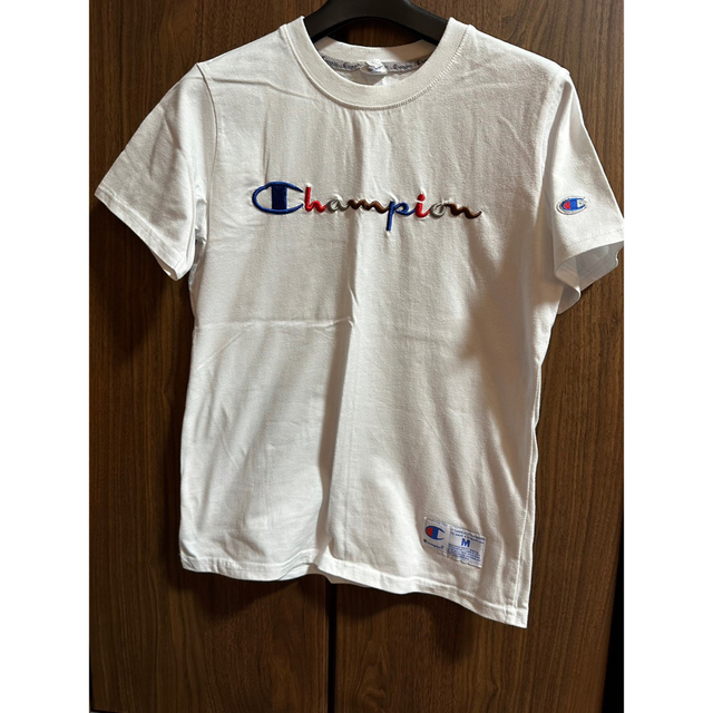 Champion(チャンピオン)のチャンピオン　champion Tシャツ　M 中古 レディースのトップス(Tシャツ(半袖/袖なし))の商品写真