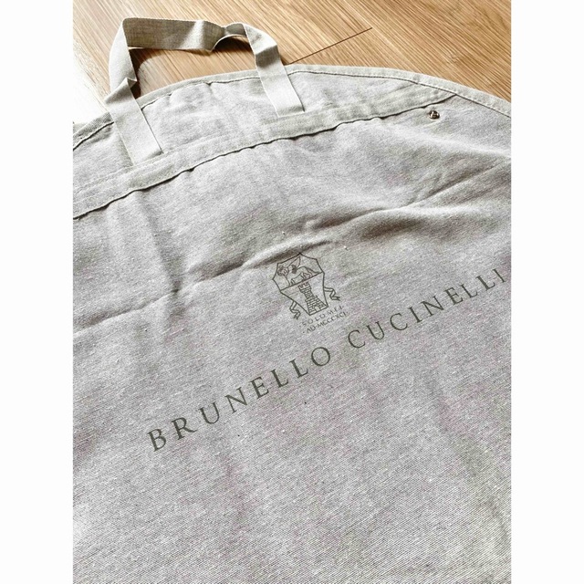 BRUNELLO CUCINELLI(ブルネロクチネリ)のブルネロクチネリ 衣装カバー 衣装ケース ガーメントカバー 収納 ユニセックス レディースのファッション小物(その他)の商品写真