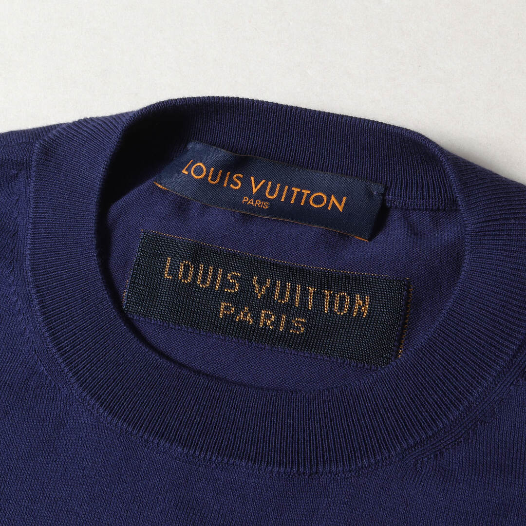 LOUIS VUITTON ルイヴィトン ニット サイズ:M ロゴ デザイン コットン 半袖 ニット RM222M JS5 HNN20W 22AW  トップス クルーネック Tシャツ ネイビー 紺 イタリア製 ブランド トップス 【メンズ】【中古】【美品】