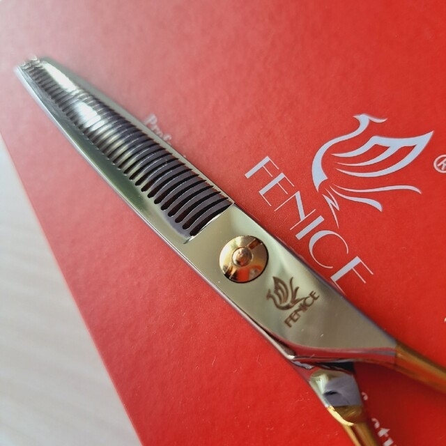 新品⭐6.5インチ★フェニーチェ セニングシザー★トリミングばさみ★スキばさみ