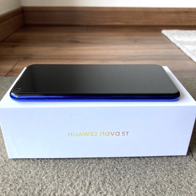 HUAWEI(ファーウェイ)のHUAWEI nova 5T SIMフリー クラッシュブルー スマホ/家電/カメラのスマートフォン/携帯電話(スマートフォン本体)の商品写真