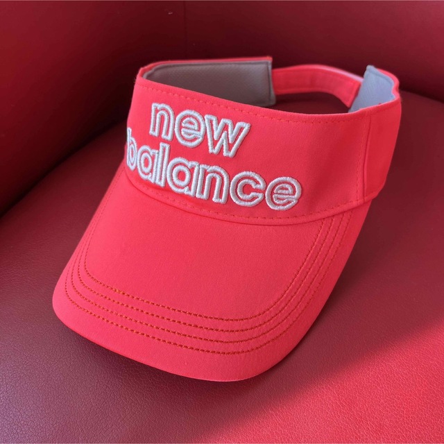 New Balance(ニューバランス)の★美品★ニューバランスゴルフ　サンバイザー　帽子/キャップ レディースの帽子(キャップ)の商品写真