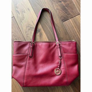 マイケルコース(Michael Kors)のマイケルコース　バッグ　レッド(トートバッグ)