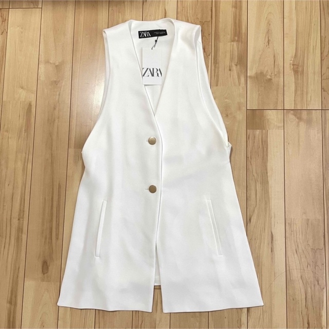 新品☆未使用☆ZARA☆サイドスリッドベスト | フリマアプリ ラクマ 新品☆未使用☆ZARA☆サイドスリッドベスト | フリマアプリ ラクマ