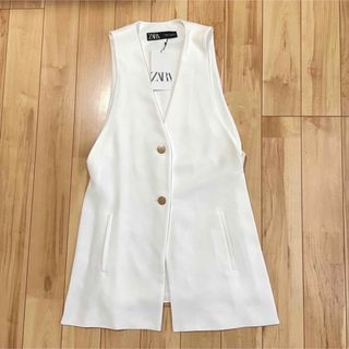 ザラ(ZARA)の新品☆未使用☆ZARA☆サイドスリッドベスト(ベスト/ジレ)