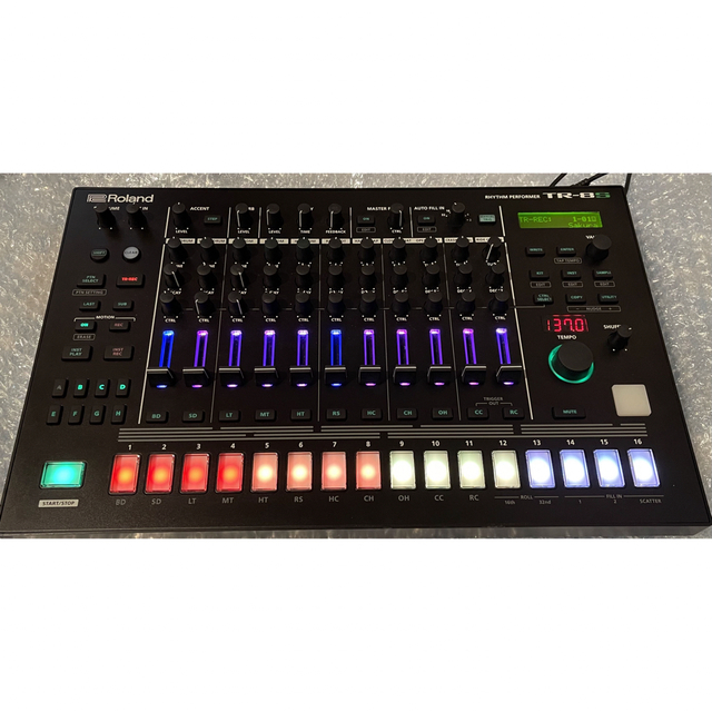 Roland TR-8S ドラムマシン 電源アダプター付属 送料無料