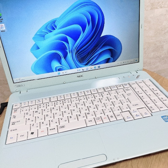 おすすめ】 NEC ノートパソコン Win11 大容量HDD 動作スムーズ おすすめ】 NEC ノートパソコン Win11 大容量HDD 動作スムーズ