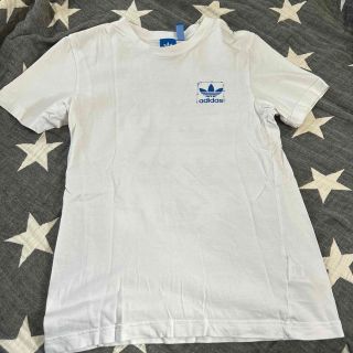 アディダス(adidas)のadidas Tシャツ(Tシャツ/カットソー(半袖/袖なし))