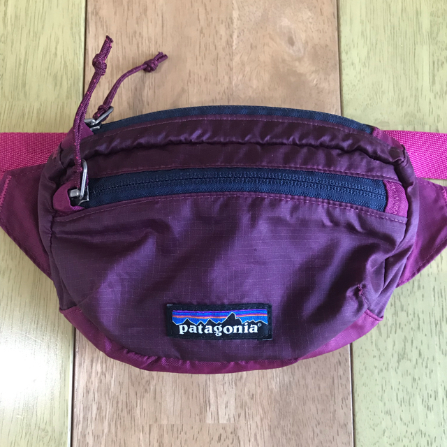 patagonia(パタゴニア)のmifue様限定　パタゴニア  ウエストバック　ピンク メンズのバッグ(ウエストポーチ)の商品写真