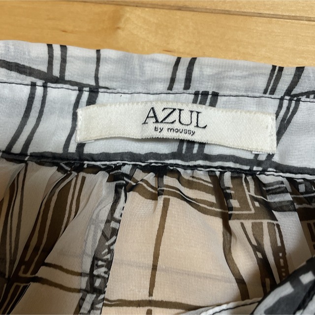 AZUL by moussy(アズールバイマウジー)の【AZUL】シースル　柄シャツ レディースのトップス(シャツ/ブラウス(長袖/七分))の商品写真