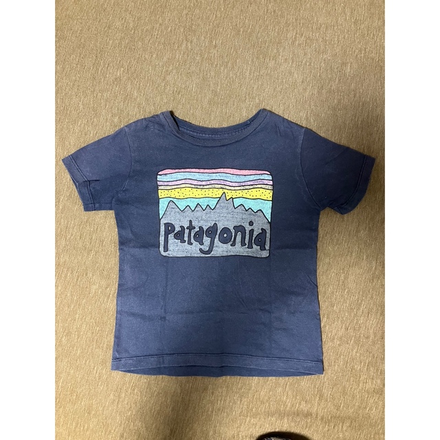 patagonia(パタゴニア)のパタゴニア・プティマイン・ラドチャップTシャツ キッズ/ベビー/マタニティのキッズ服男の子用(90cm~)(Tシャツ/カットソー)の商品写真