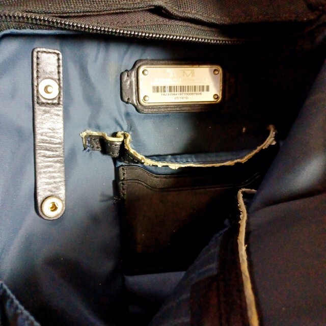 TUMI(トゥミ)のTUMI　リュック　アリーヴェ キングスフォード 黒 25181D メンズのバッグ(ビジネスバッグ)の商品写真