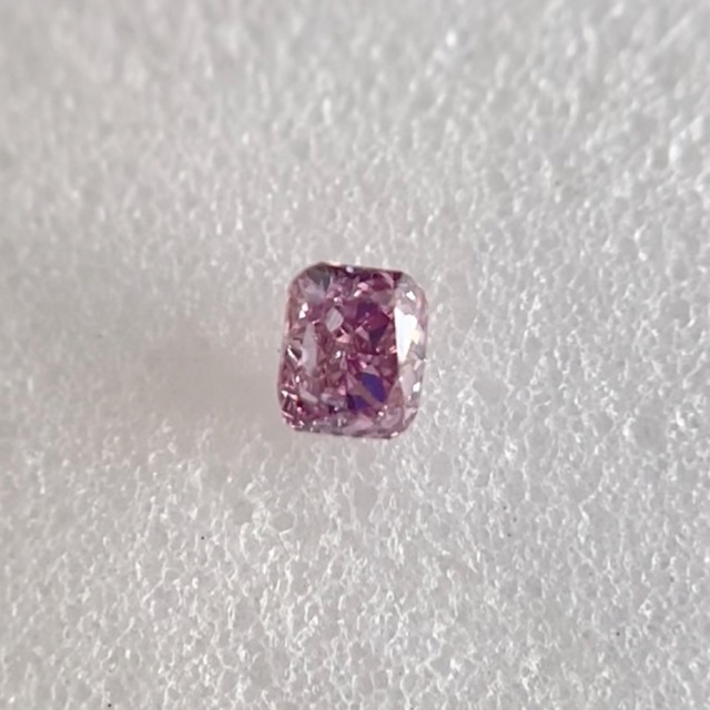 0.049ct SI-2ピンクダイヤFANCY DEEP PURPLE PINK-