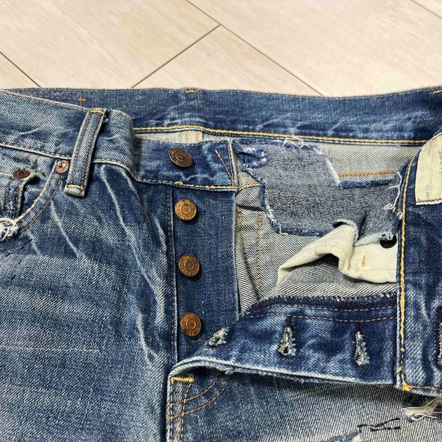 Denim & Supply Ralph Lauren(デニムアンドサプライラルフローレン)のラルフローレン　ダメージ加工デニム RALPH LAUREN メンズのパンツ(デニム/ジーンズ)の商品写真