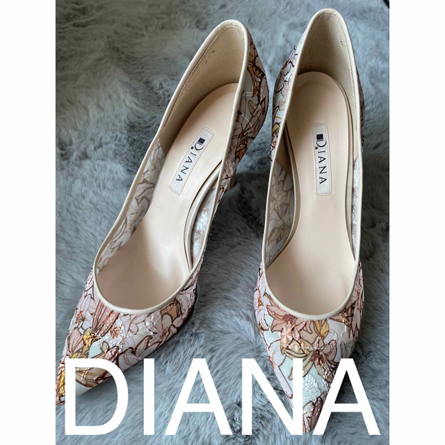 DIANA(ダイアナ)のDianaパンプス　最終値下げ レディースの靴/シューズ(ハイヒール/パンプス)の商品写真