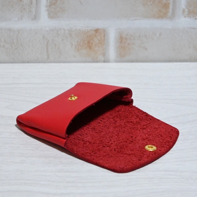 【牛本革】コインケース☆カード入れ☆　レッド　カードケース ミニ財布 レディースのファッション小物(コインケース)の商品写真