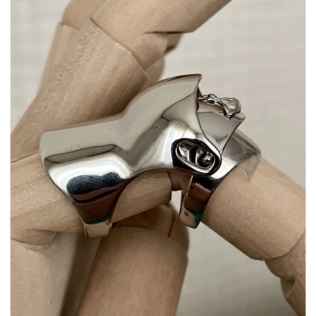 Vivienne Westwood(ヴィヴィアンウエストウッド)のVivienne Westwood ナックルリング M レディースのアクセサリー(リング(指輪))の商品写真