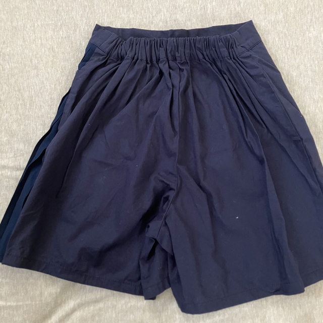 ベージュ、紺スカート、パンツスカートおまとめ２点セット キッズ/ベビー/マタニティのキッズ服女の子用(90cm~)(スカート)の商品写真