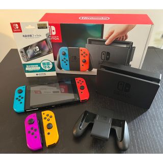 ニンテンドースイッチ(Nintendo Switch)の任天堂Switchスイッチ本体＋ジョイコン　パープル　オレンジ(家庭用ゲーム機本体)