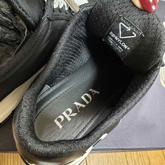 正規品　美品‼︎ PRADA ロゴプリントスニーカー22.5