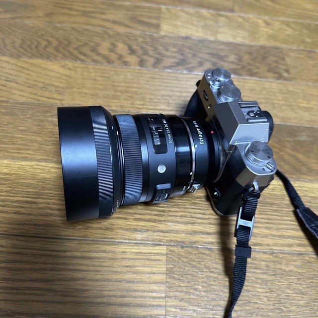 fujifilm xt30ii + sigma art 30mm f1.4 dc スマホ/家電/カメラのカメラ(ミラーレス一眼)の商品写真