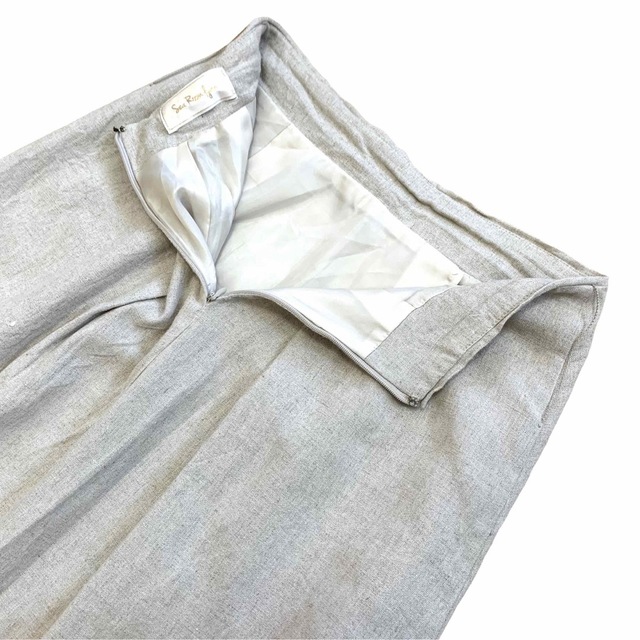 SeaRoomlynn(シールームリン)のシールームリン リボン ベルト 麻混 タック入り ロングスカート 生成りベージュ レディースのスカート(ロングスカート)の商品写真