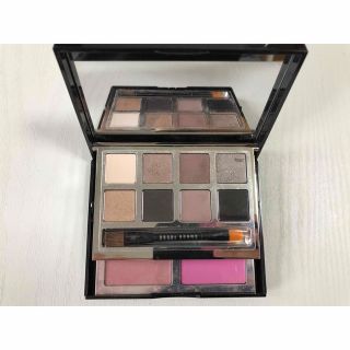 ボビイブラウン(BOBBI BROWN)のbobbi brown デラックスチーク&アイパレット(アイシャドウ)