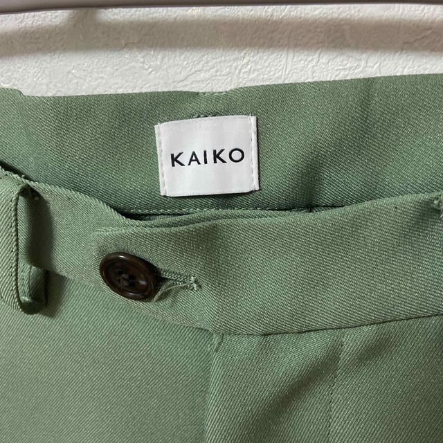 KAIKO(カイコー)の【KAIKO】THE PREST OLIVE メンズのパンツ(チノパン)の商品写真