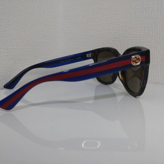 値下【非常に良い状態】グッチ(GUCCI)サングラス GG0034S 004-