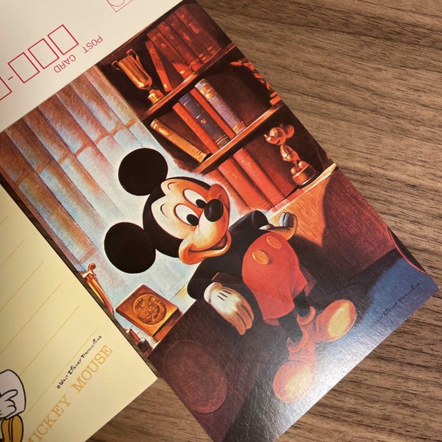 Disney(ディズニー)の30年以上前のポストカードブック　ディズニー エンタメ/ホビーのアート用品(その他)の商品写真