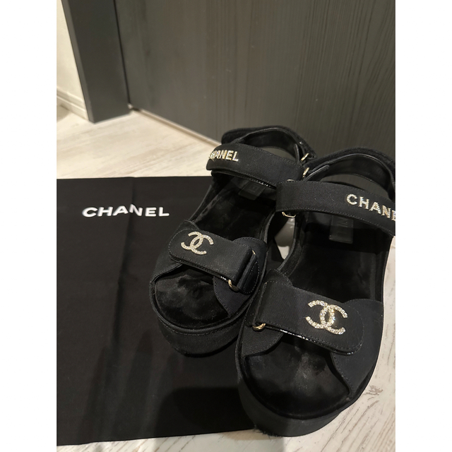 CHANEL - CHANEL ロゴサンダルの通販 by m❤︎｜シャネルならラクマ