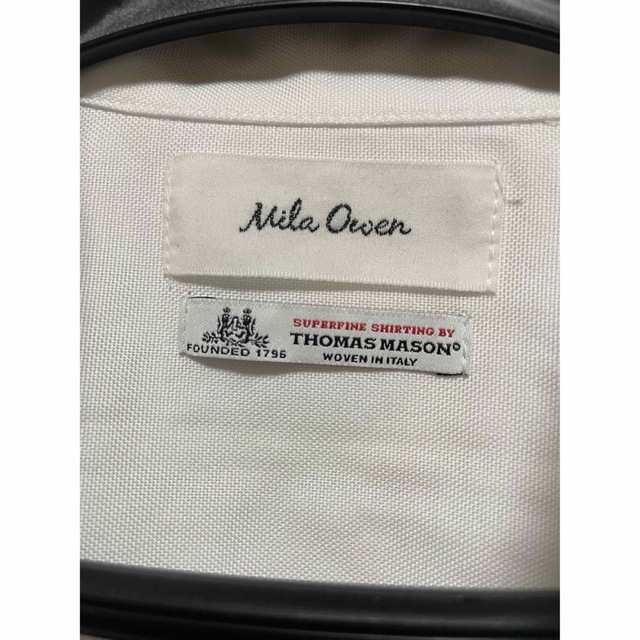 Mila Owen(ミラオーウェン)のコットン100%【Mila Owen ミラオーウェン】ボタンシャツ　ホワイト レディースのトップス(シャツ/ブラウス(長袖/七分))の商品写真