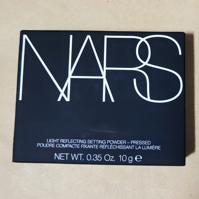 【新品】　NARS ライトリフレクティングセッティングパウダー プレストN