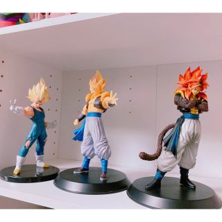 ドラゴンボール(ドラゴンボール)の【HQDXフィギュアまとめ売り】魔人ベジータ 超サイヤ人4ゴジータ 孫悟飯(アニメ/ゲーム)