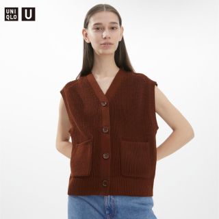 ユニクロ(UNIQLO)のvネックカーディガン(ノースリーブ)(カーディガン)