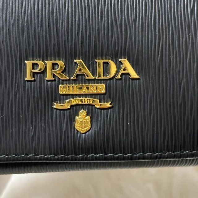 ほぼ新品】PRADA プラダ 三つ折り財布 ヴィッテロムーブ バイカラー