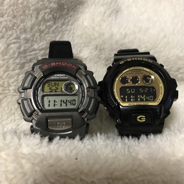 G-SHOCK(ジーショック)のCASIO  G-SHOCK  2本セット メンズの時計(腕時計(デジタル))の商品写真