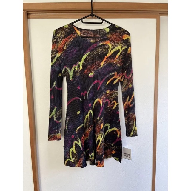 PLEATS PLEASE ISSEY MIYAKE プリーツプリーズPLEATS PLEASE ISSEY MIYAKE チュニックの通販 by kouki GYDA●定価5990●リブ切リ替エオープンショルダーニット TOPS