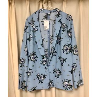 ザラ(ZARA)の【新品】H&M 花柄ジャケット(テーラードジャケット)